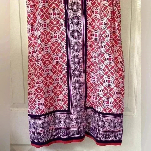 Tommy Bahama 100% Linen
Tropical Terrazza Shift Dress Medium - Picture 5 of 14